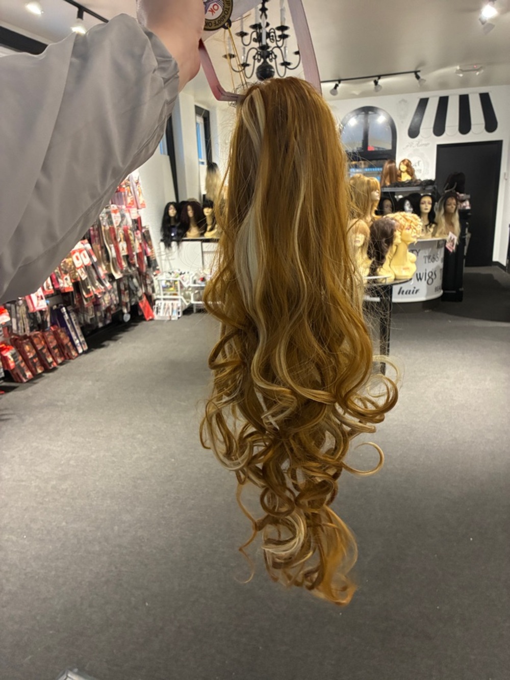 Blonde Long Curly Clip-In Ponytail Hair Extension - Comfortable Hold